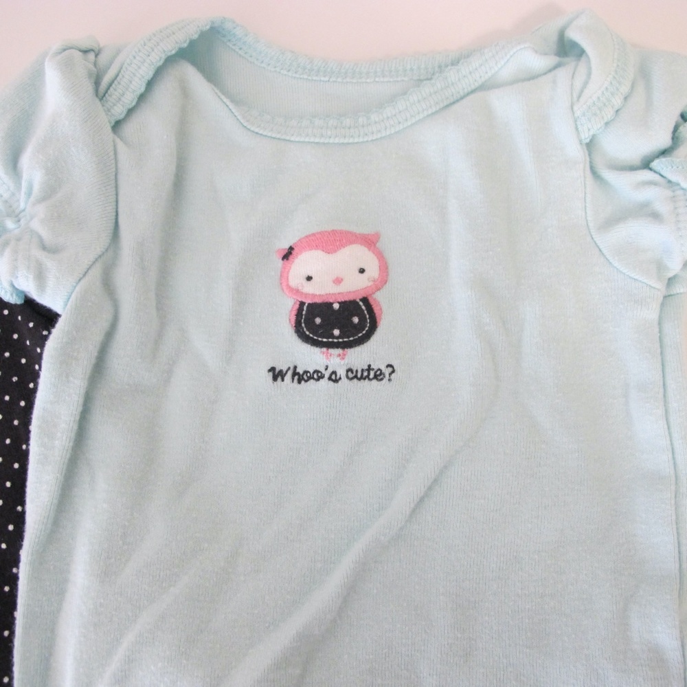 Bundle of 3 Carter's Baby Infant Onesie's Size 0-3 months GUC - Picture 3 of 5